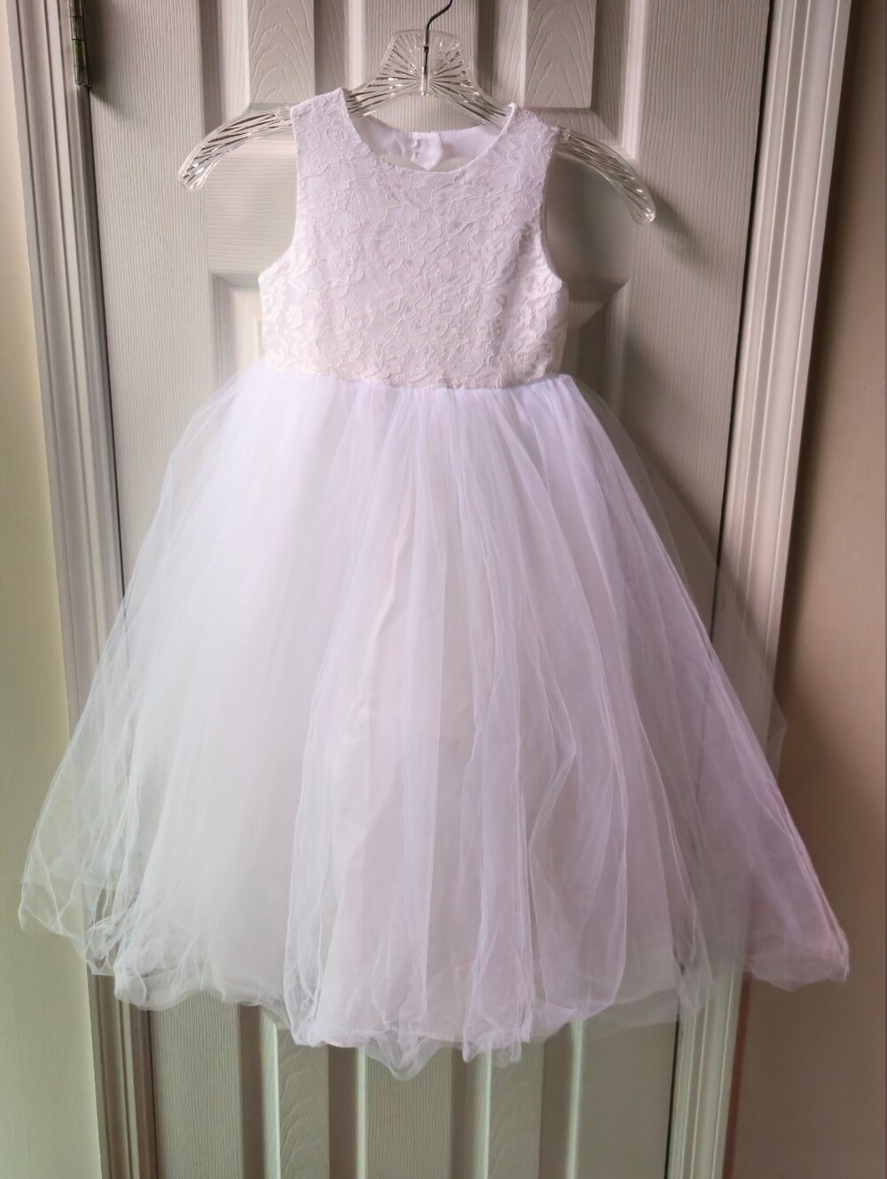 Unbranded Girl's White Lace & Tulle Flower Girl/Communion/Formal Dress - Size 6 - Picture 2 of 9